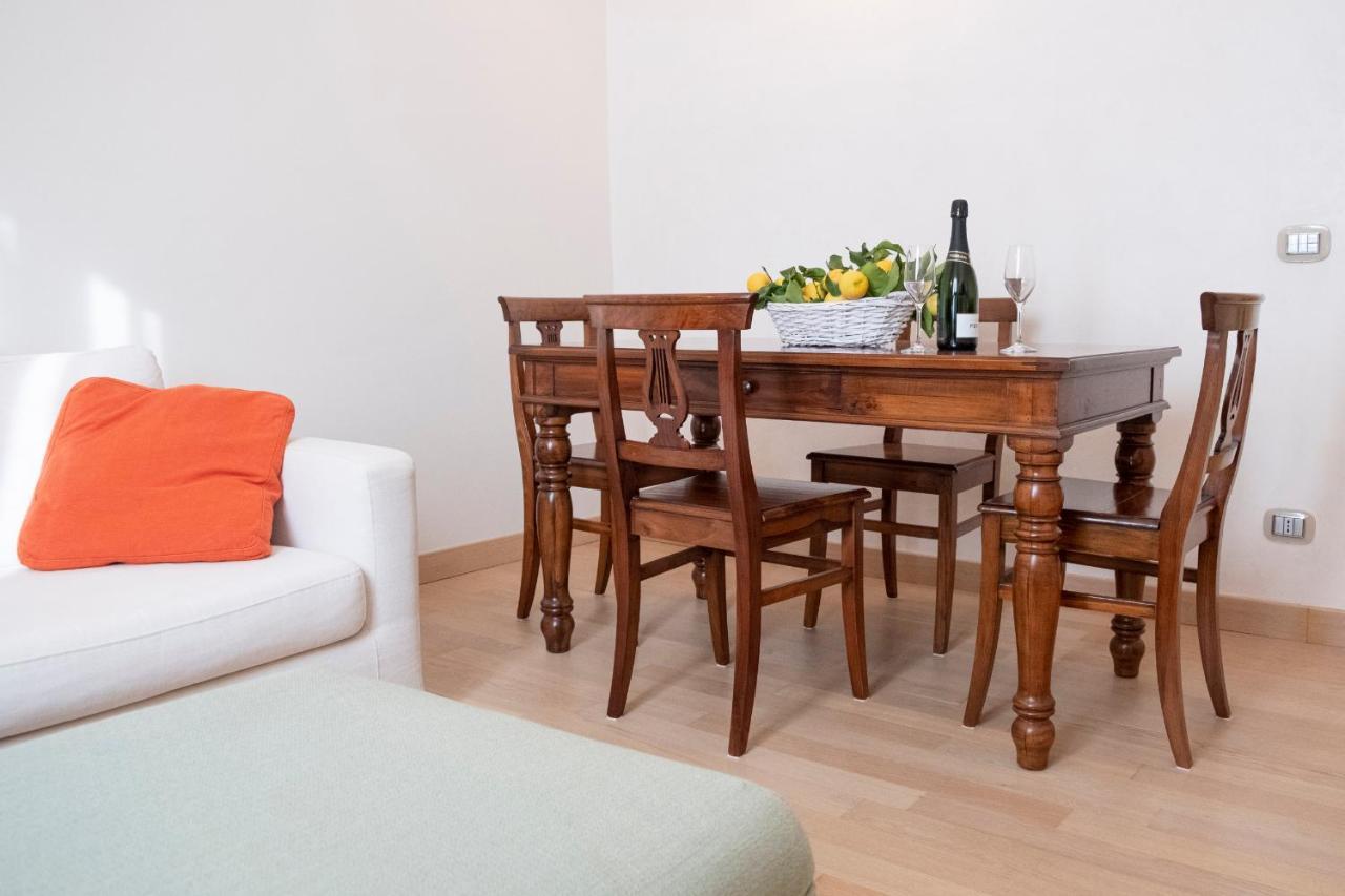 Noliday Suite Riviera Luxury Sea Flat מראה חיצוני תמונה